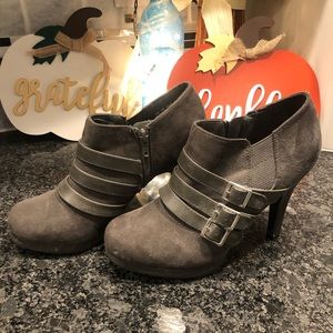 Fergalicious Shootie 8.5